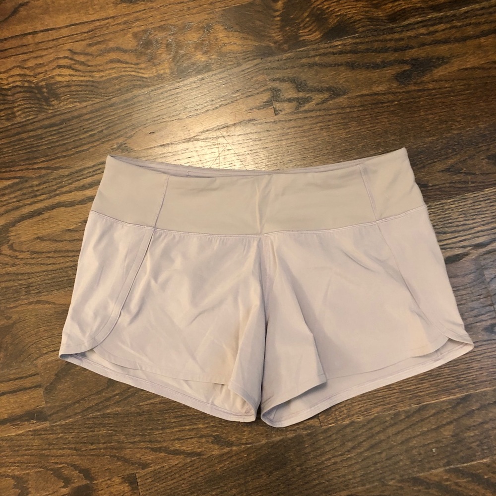 EUC Lululemon Run Times II short light purple sz 8
